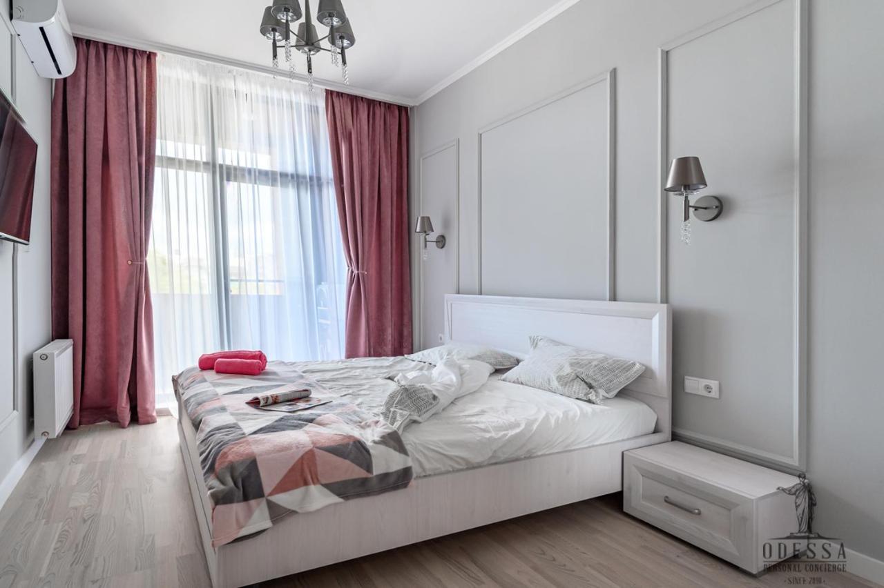 City Center New House Одесса Экстерьер фото