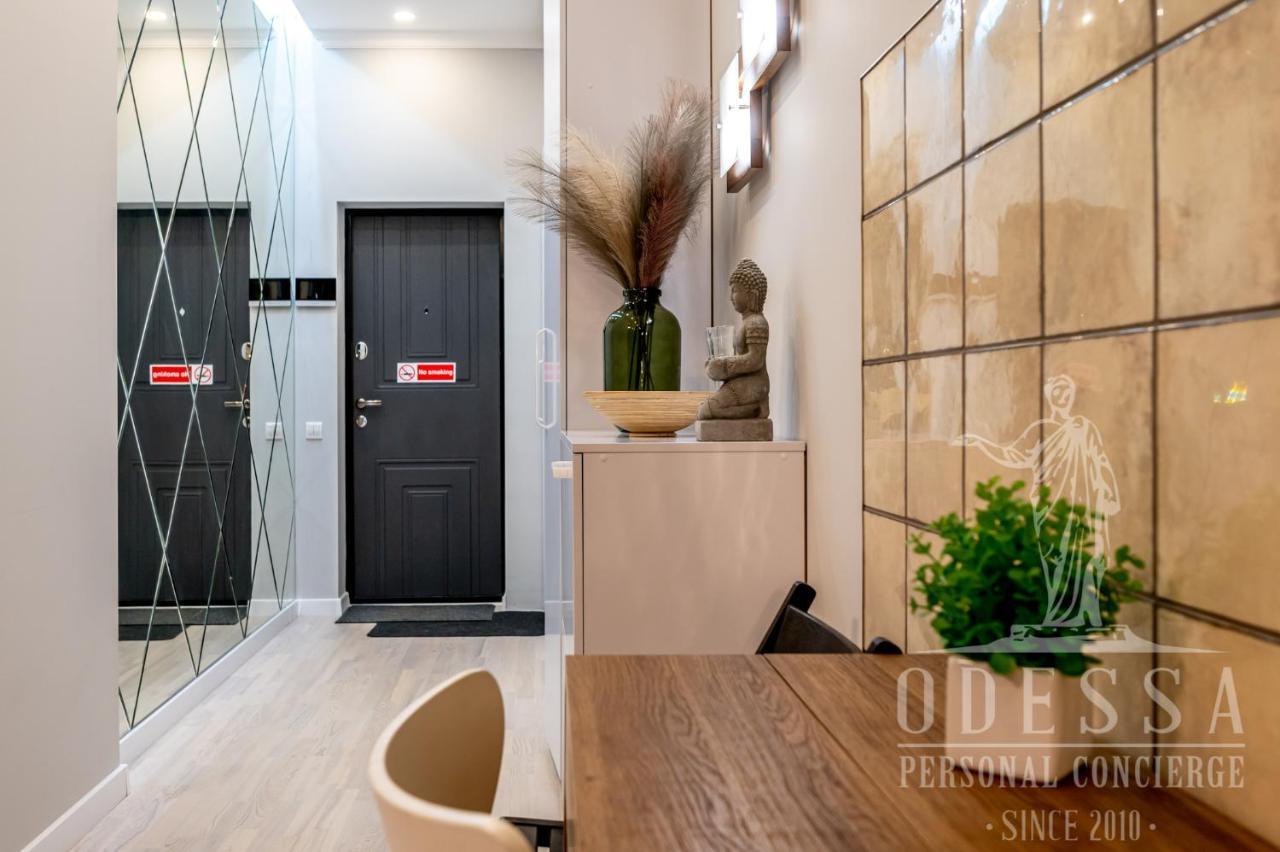 City Center New House Одесса Экстерьер фото