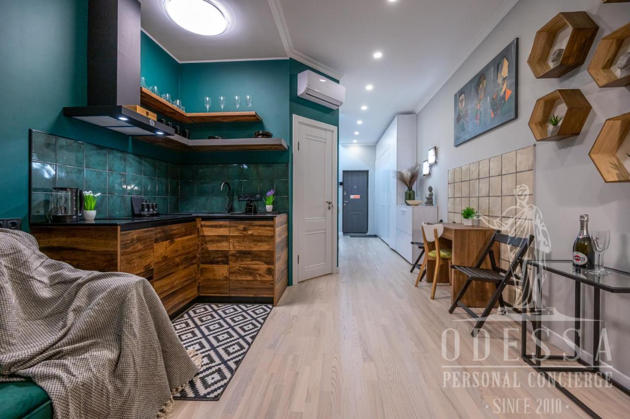 City Center New House Одесса Экстерьер фото